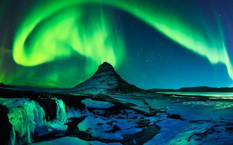 ทัวร์ไอซ์แลนด์ Exclusive Iceland Aurora | Happylongway